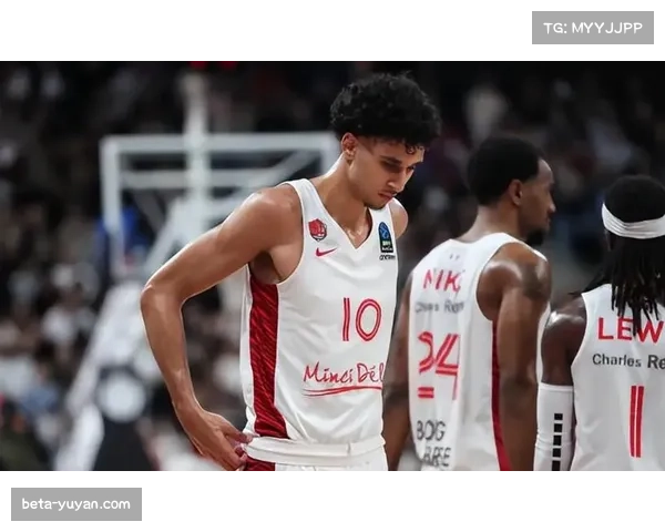 老鹰官方宣布续约里萨谢至2026-27赛季,球队管理层保持阵容完整性