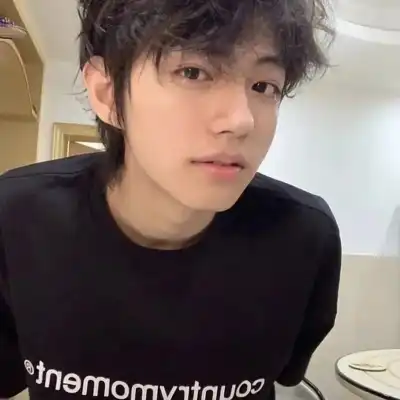 贾宝悦